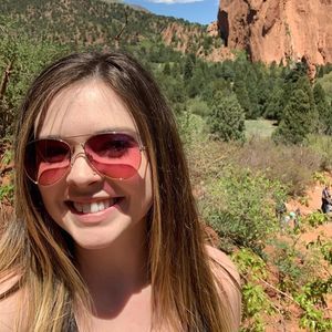 Meet your Posher, Halie